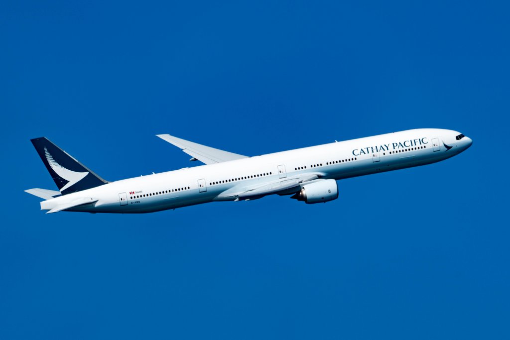 Cathay-B777.jpg