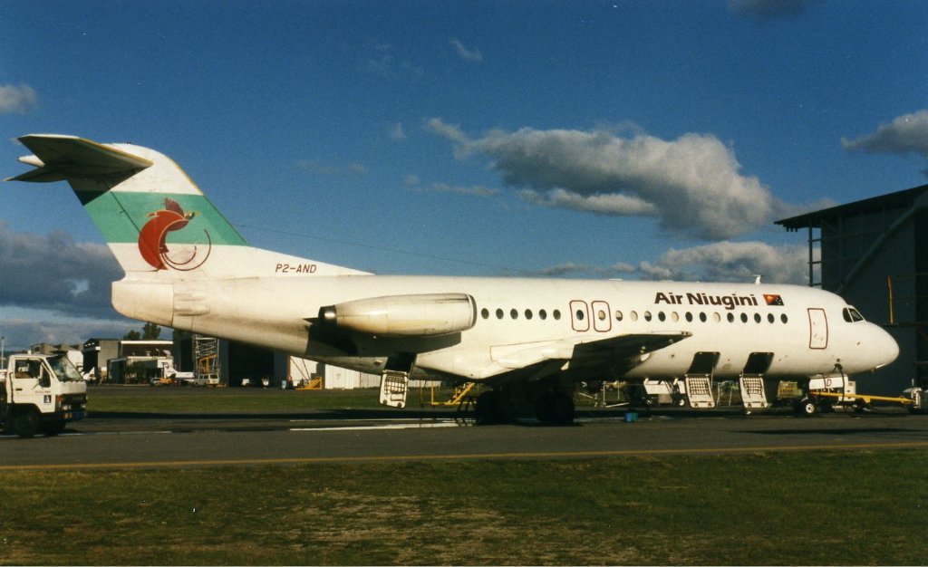 Air_Niugini_Fokker_F28.jpg